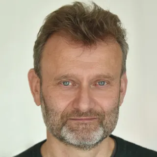 Hugh-Dennis-S