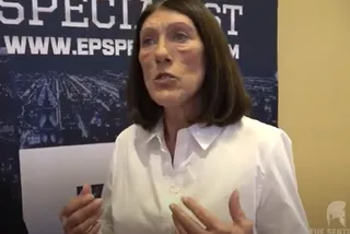 The World's top female bodyguard - Jacquie Davis