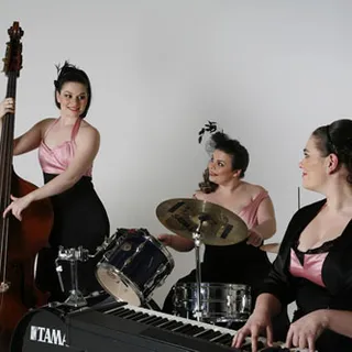 Vernon Sisters (Pink Champagne)