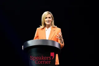 Why TV Presenters are Perfect for Hosting Live Events 