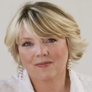 Jo-Fairley-S