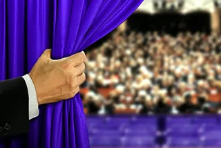 6 Reasons Why An Awards Host Will Make It A Night To Remember