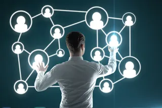 How the Experts Make the Complex Simple