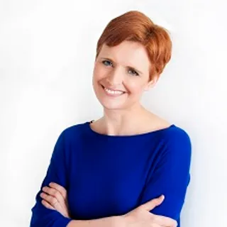 pixie-mckenna-220