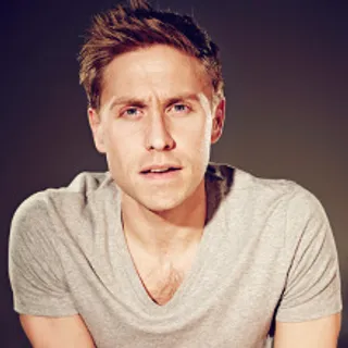 russell-howard-s