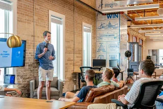 How to Book a Venue for an Event: 7 Top Tips