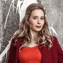 noreena-hertz-220-220