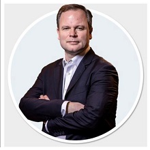 sir-craig-oliver